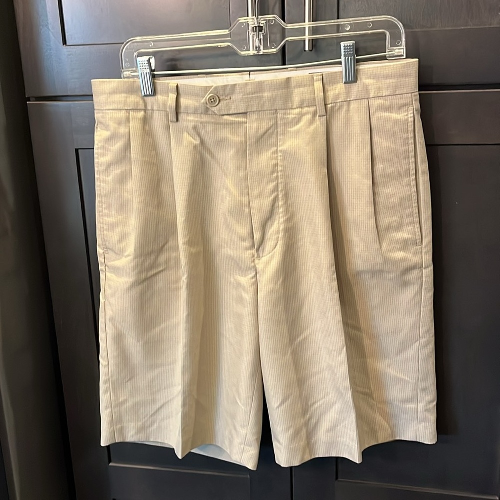 Daniel Cremieux Signature Collection Cream & Tan Dress Shorts. Sz. 32 Polyester - Picture 1 of 10